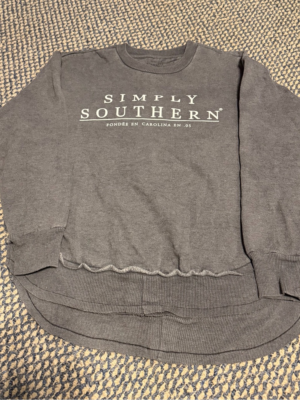 Simply Southern Women’s Gray Logo Sweatshirt